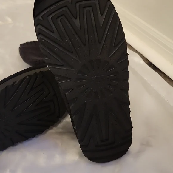 UGG Cardi Boots Knit Tall sz7 - Picture 9 of 13